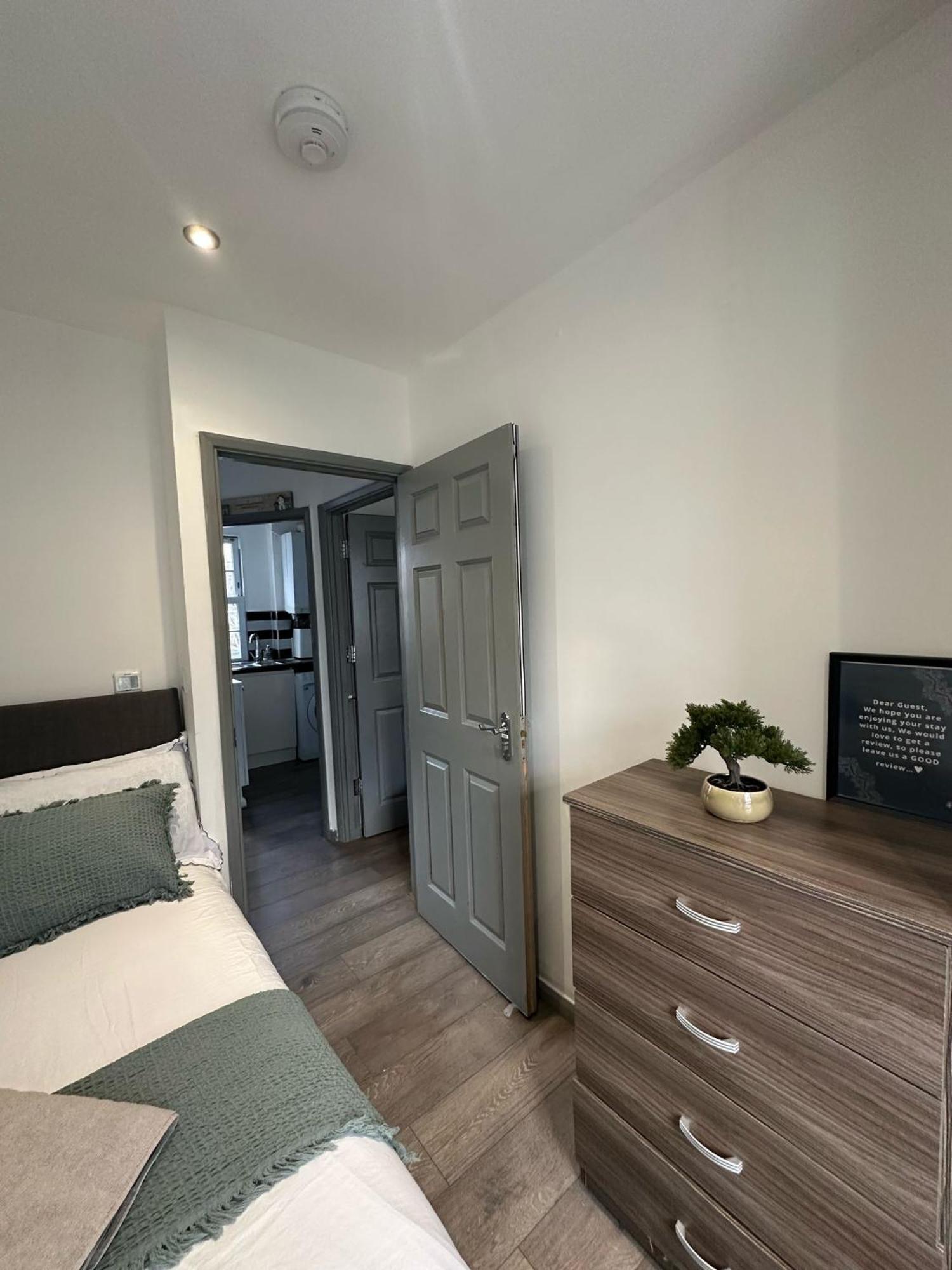 "Euston Comfort" 3 Bedroom Flat In Kings Cross, St Pancras!!!!118B Londres Exterior foto