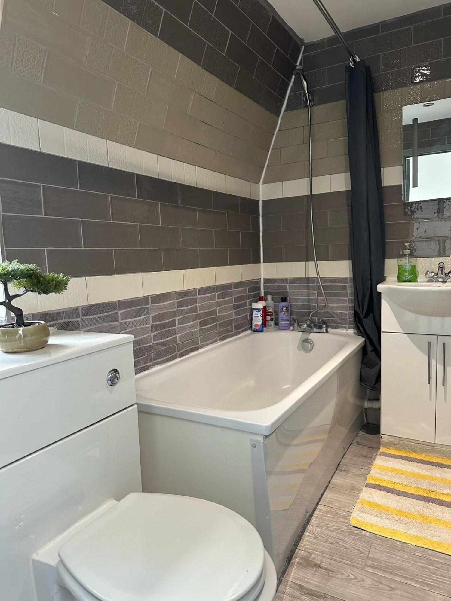 "Euston Comfort" 3 Bedroom Flat In Kings Cross, St Pancras!!!!118B Londres Exterior foto